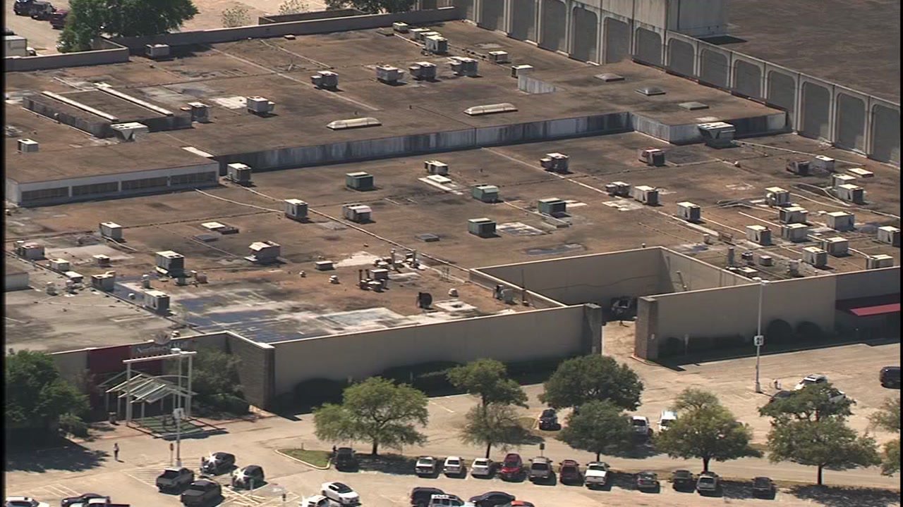 Northwest Mall is closing all interior stores by March 31
